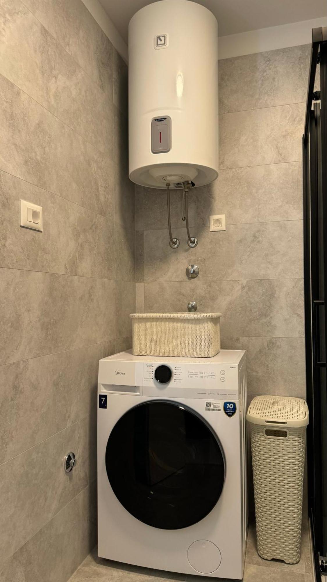 Apartment Nino Dugopolje